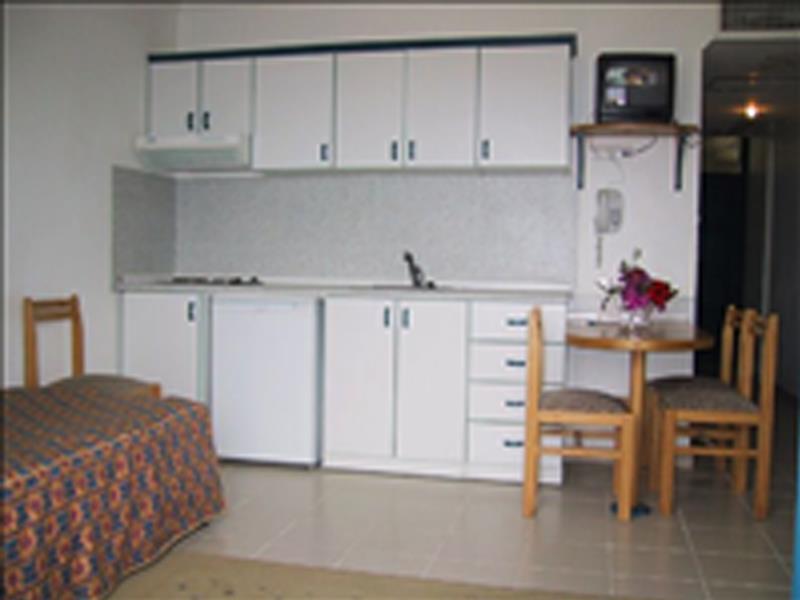 Violin Apartments Тургутрейс Екстер'єр фото